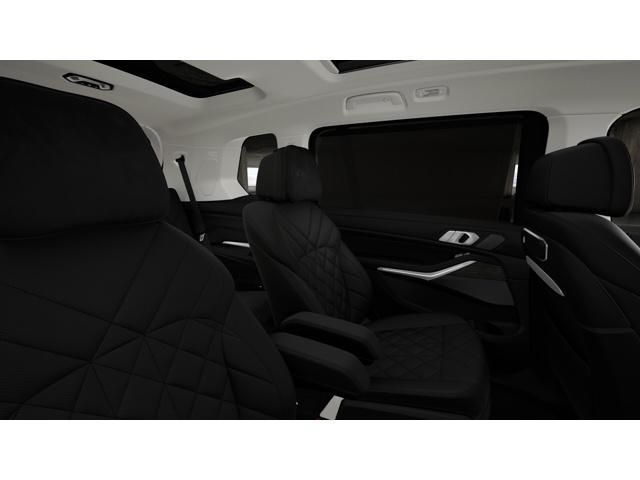 new 2026 BMW X7 car, priced at $91,080