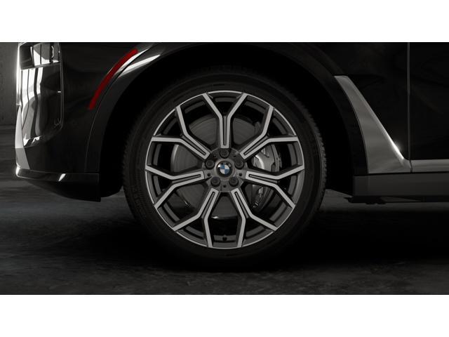 new 2026 BMW X7 car, priced at $91,080