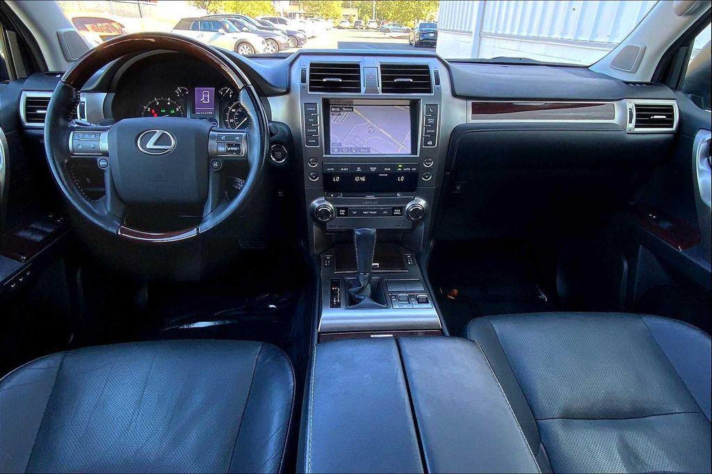 used 2018 Lexus GX 460 car, priced at $26,999