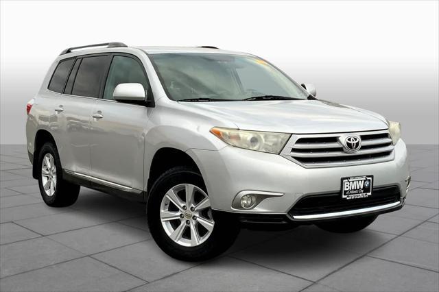 used 2011 Toyota Highlander car, priced at $10,692