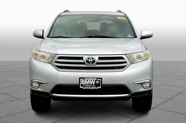 used 2011 Toyota Highlander car, priced at $10,692