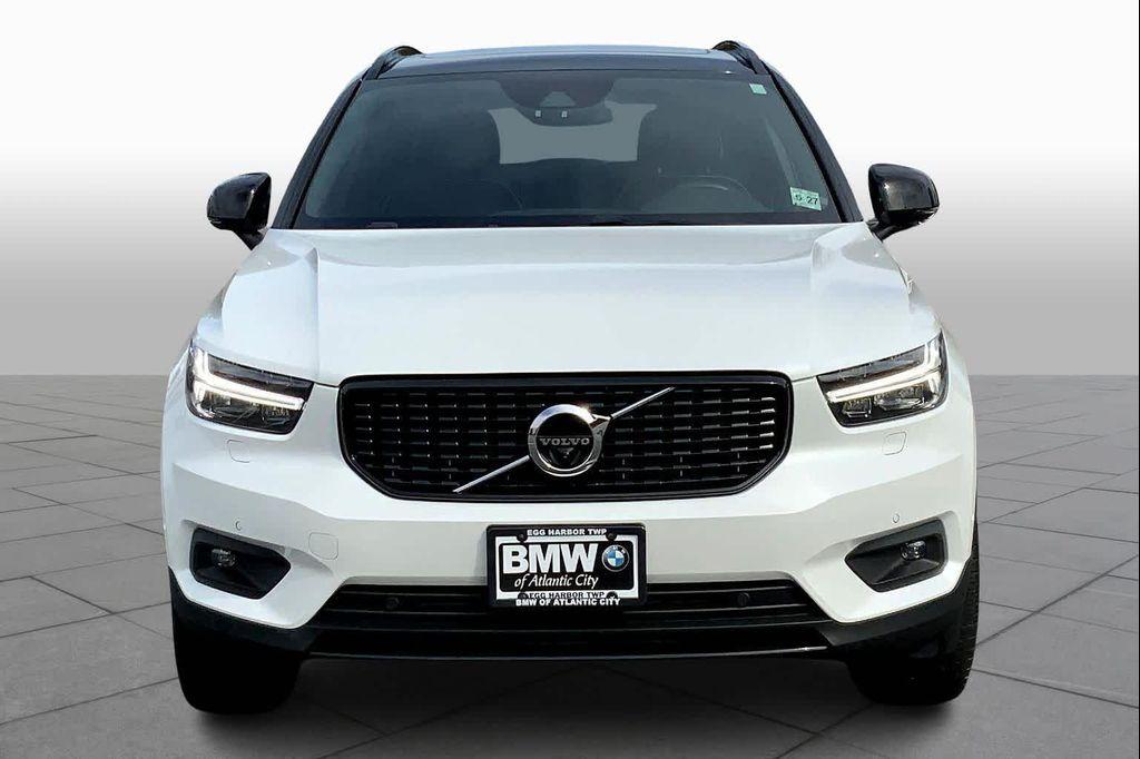 used 2022 Volvo XC40 car, priced at $28,207