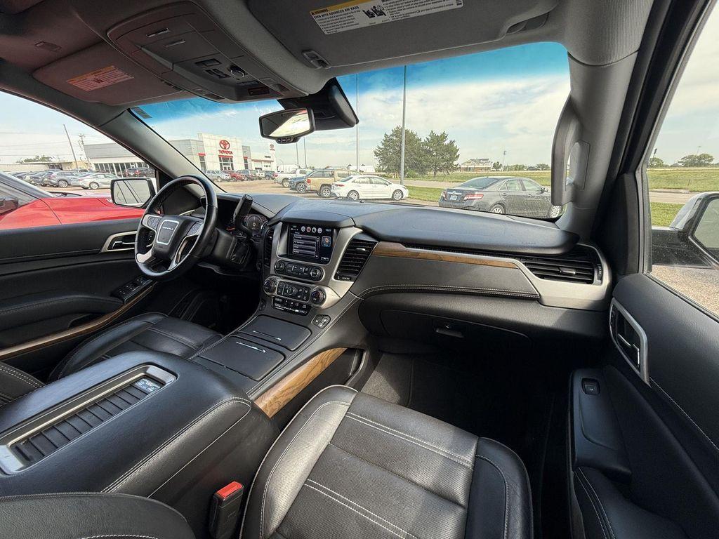 used 2019 GMC Yukon XL car, priced at $41,775