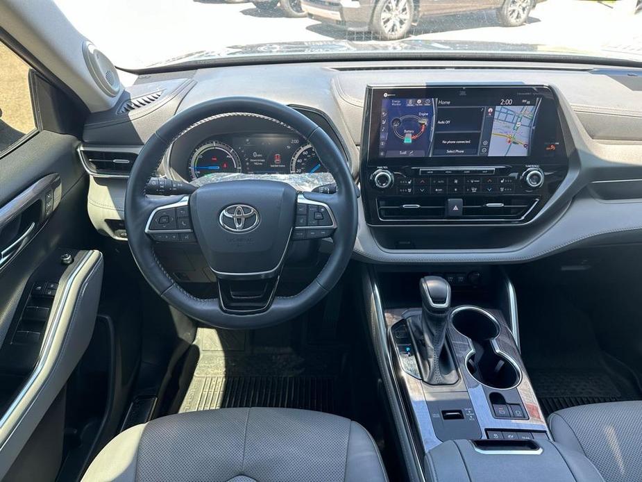 used 2021 Toyota Highlander Hybrid car, priced at $40,757