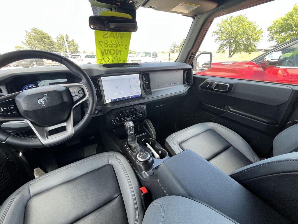 used 2024 Ford Bronco car, priced at $44,918