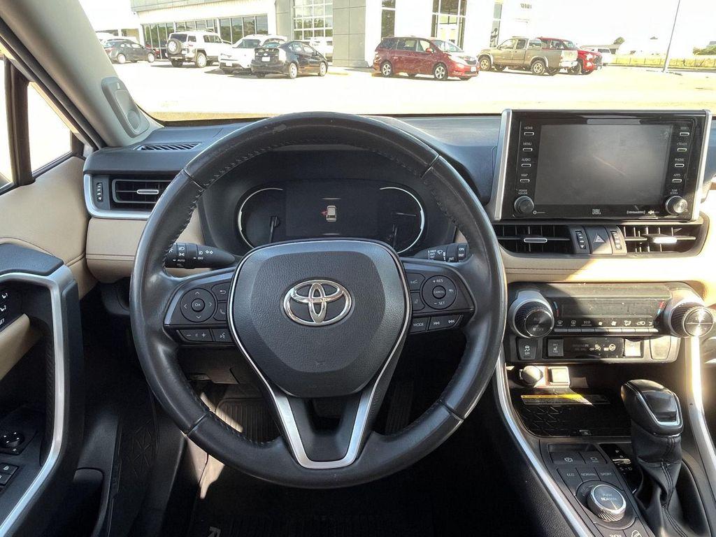 used 2020 Toyota RAV4 car, priced at $23,984