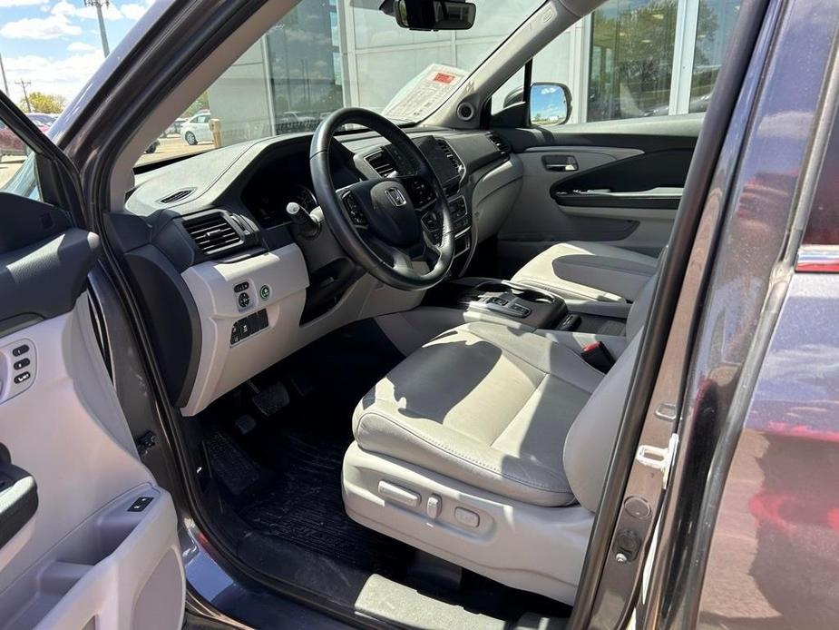 used 2022 Honda Pilot car, priced at $31,895