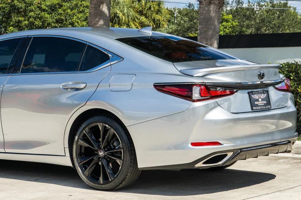 used 2022 Lexus ES 350 car, priced at $35,995