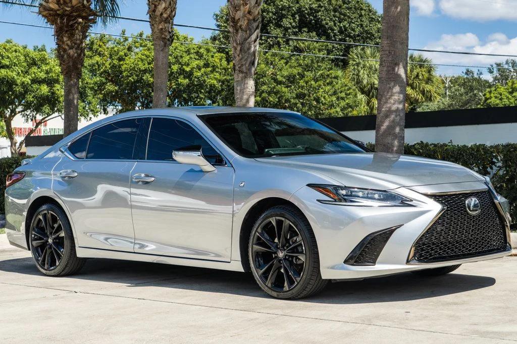 used 2022 Lexus ES 350 car, priced at $35,995