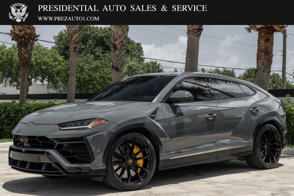 used 2022 Lamborghini Urus car, priced at $204,995