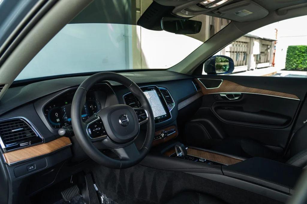 used 2023 Volvo XC90 car, priced at $42,995