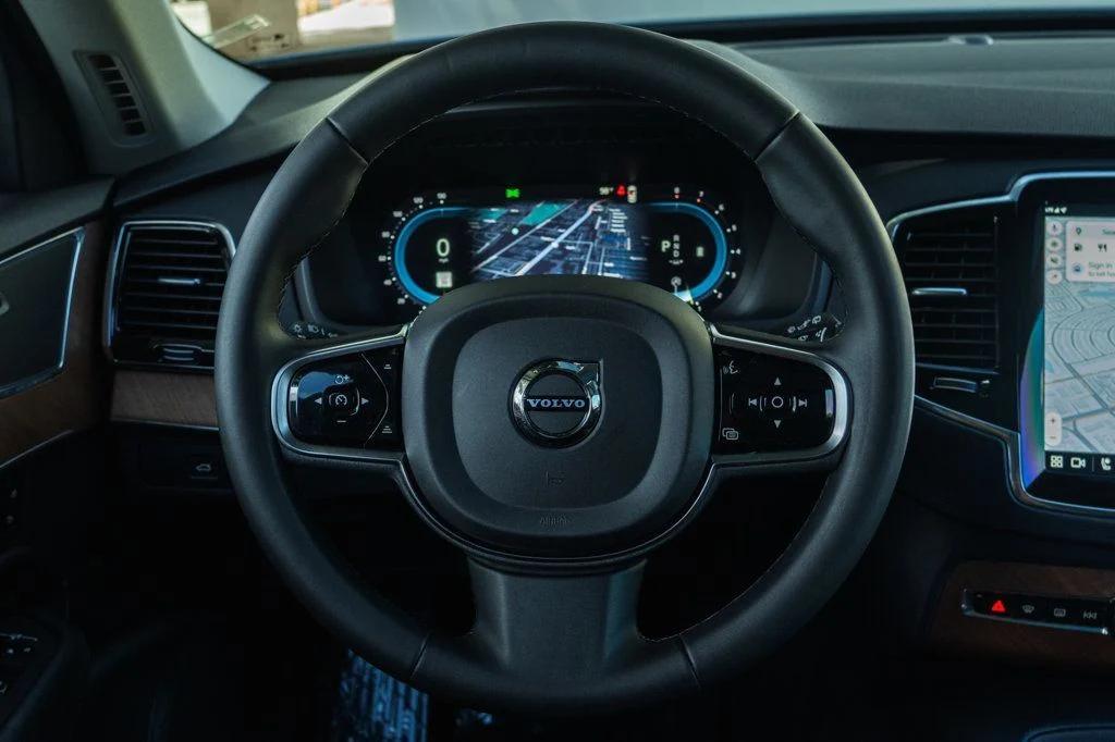 used 2023 Volvo XC90 car, priced at $42,995