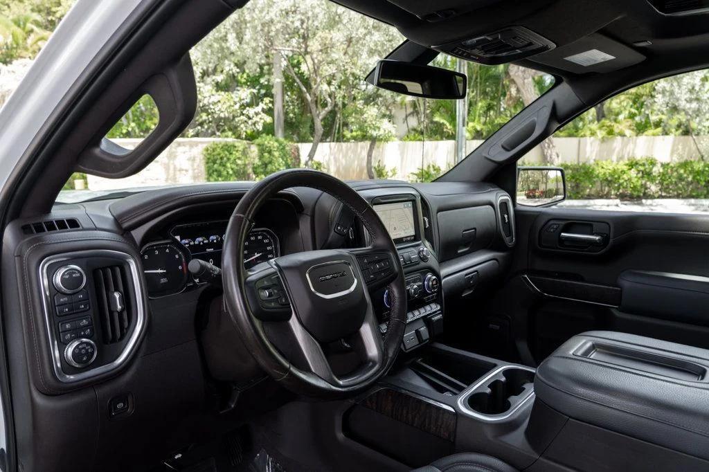 used 2021 GMC Sierra 1500 car, priced at $44,995