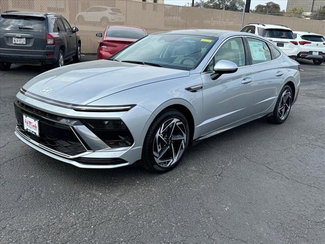 new 2024 Hyundai Sonata car, priced at $32,230