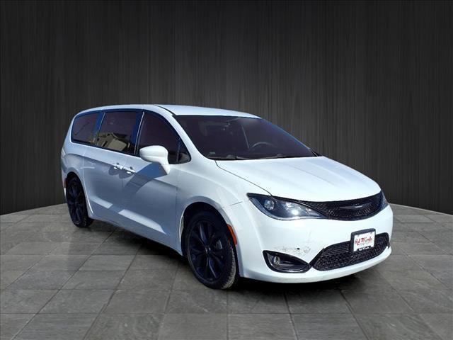 used 2019 Chrysler Pacifica car, priced at $18,589