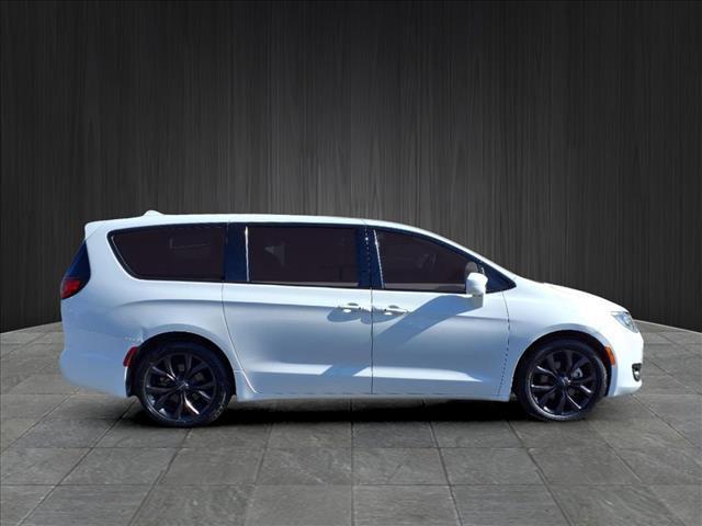 used 2019 Chrysler Pacifica car, priced at $18,589