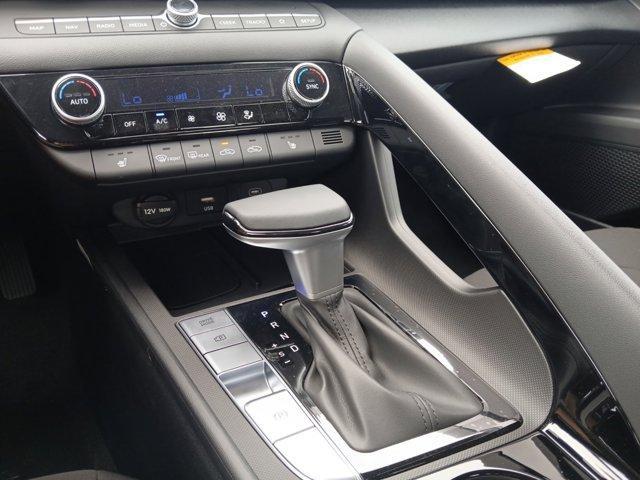 new 2025 Hyundai Elantra car, priced at $27,585