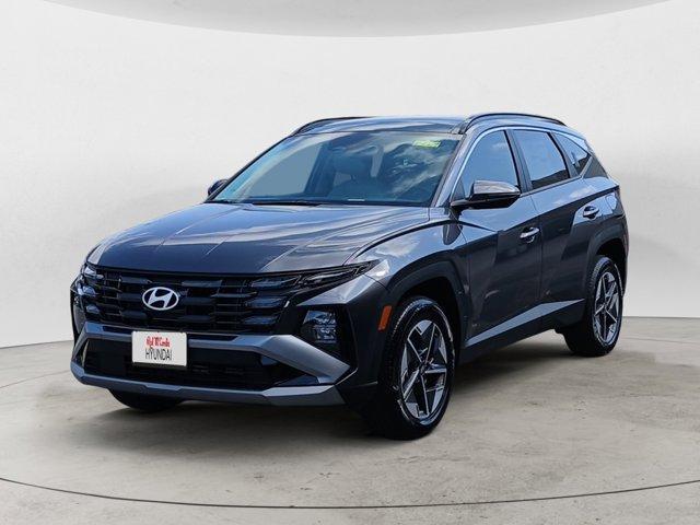new 2025 Hyundai TUCSON Hybrid car, priced at $38,200