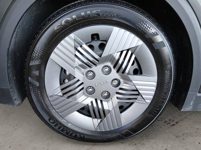 used 2025 Kia K4 car, priced at $21,978