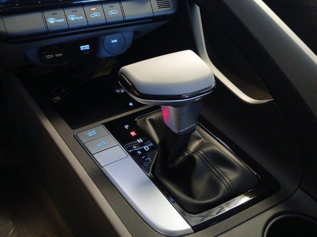 new 2025 Hyundai Elantra car, priced at $25,565