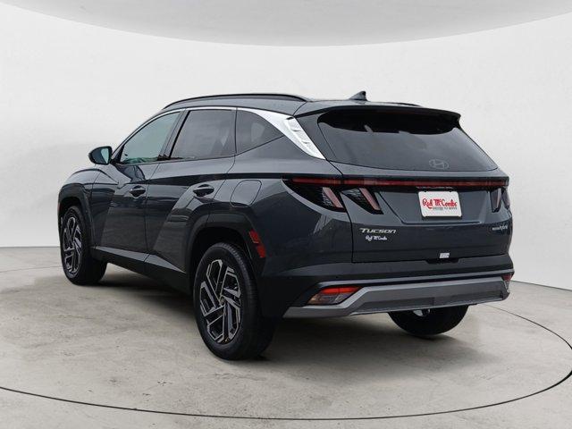 new 2026 Hyundai TUCSON Hybrid car, priced at $43,665