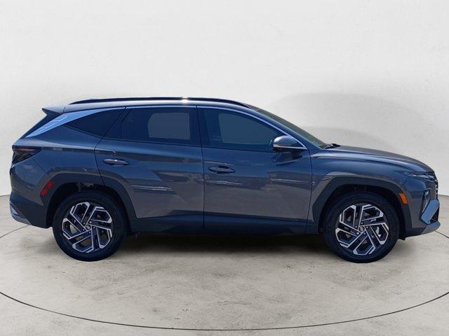 new 2025 Hyundai TUCSON Hybrid car, priced at $43,030