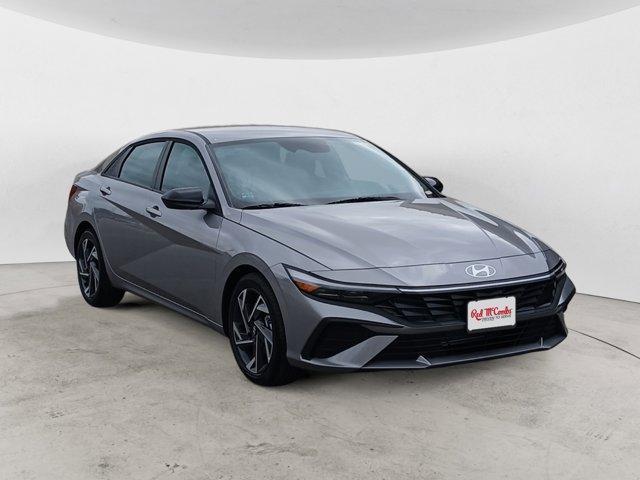 new 2025 Hyundai Elantra car, priced at $25,165