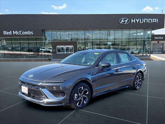 new 2024 Hyundai Sonata car, priced at $29,235