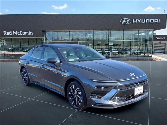 new 2024 Hyundai Sonata car, priced at $29,235