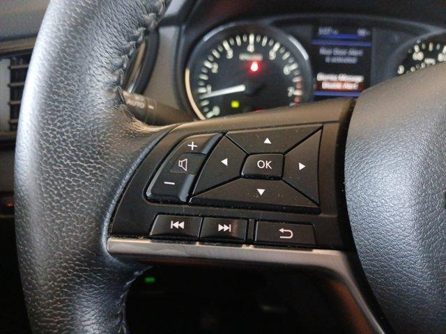 used 2020 Nissan Rogue car, priced at $17,549