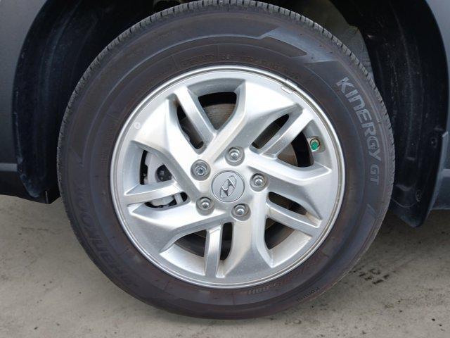 new 2025 Hyundai Venue car, priced at $22,290