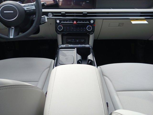 new 2026 Hyundai TUCSON Hybrid car, priced at $43,665