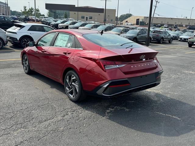 new 2024 Hyundai Elantra car, priced at $27,070