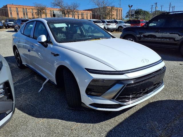 new 2025 Hyundai Sonata car, priced at $32,630