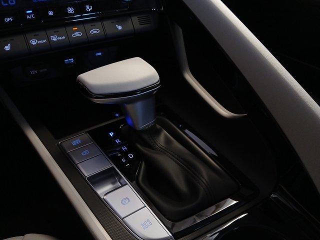 new 2025 Hyundai Elantra car, priced at $28,645