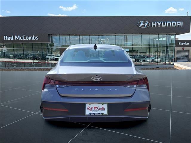 new 2024 Hyundai Elantra car, priced at $27,040