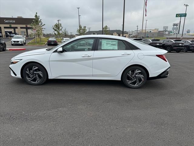 new 2024 Hyundai Elantra car, priced at $27,235