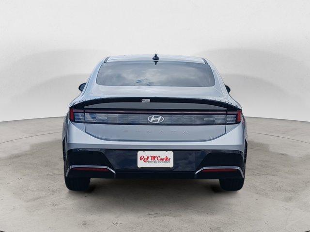 new 2025 Hyundai Sonata car, priced at $30,075