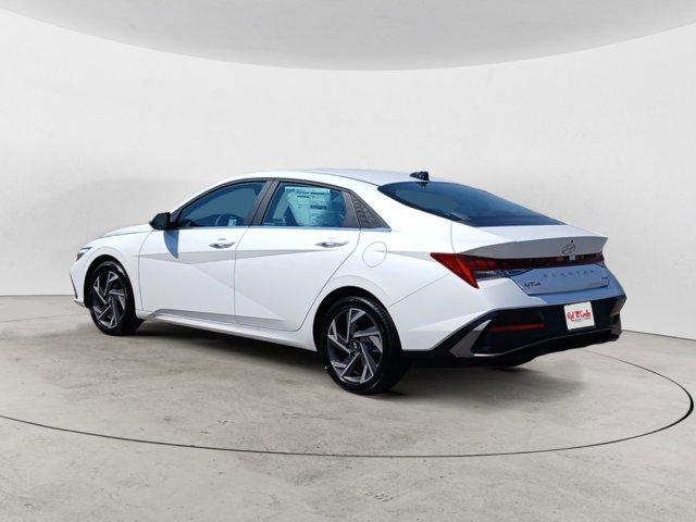 new 2025 Hyundai Elantra car, priced at $28,660