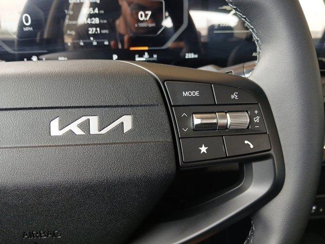 used 2025 Kia K4 car, priced at $27,321