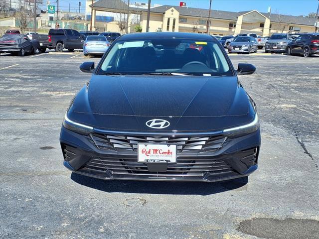 new 2025 Hyundai Elantra car, priced at $27,220