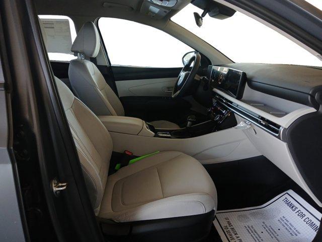 new 2025 Hyundai Tucson car, priced at $33,135