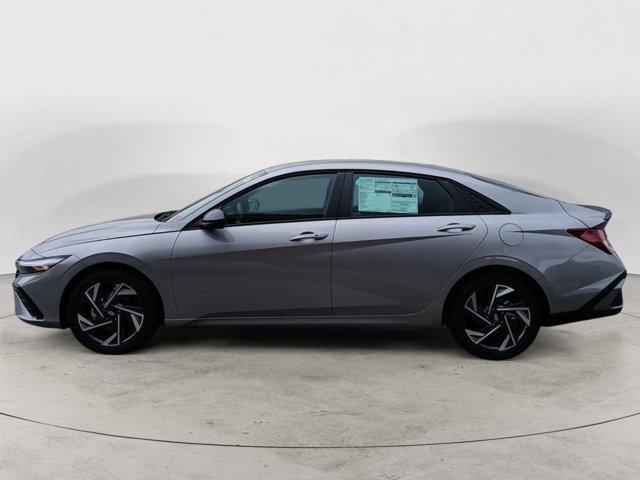 new 2025 Hyundai Elantra car, priced at $25,165