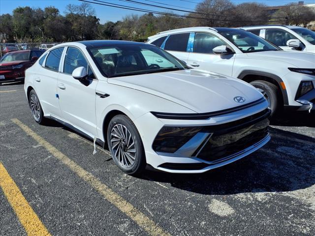 new 2025 Hyundai Sonata Hybrid car, priced at $39,610