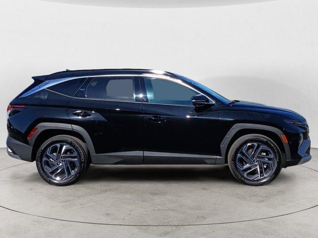 new 2026 Hyundai TUCSON Hybrid car, priced at $43,665