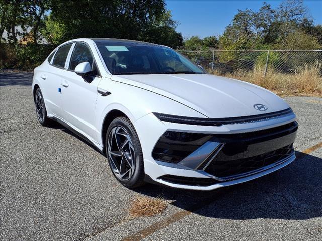 new 2025 Hyundai Sonata car, priced at $32,630