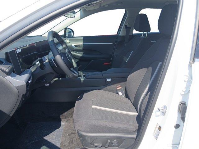 new 2025 Hyundai Sonata Hybrid car, priced at $33,170