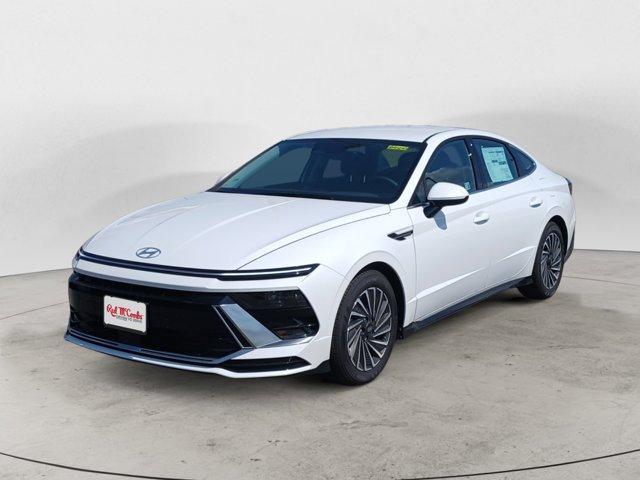 new 2025 Hyundai Sonata Hybrid car, priced at $33,170