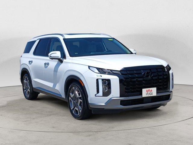 used 2025 Hyundai Palisade car, priced at $43,689
