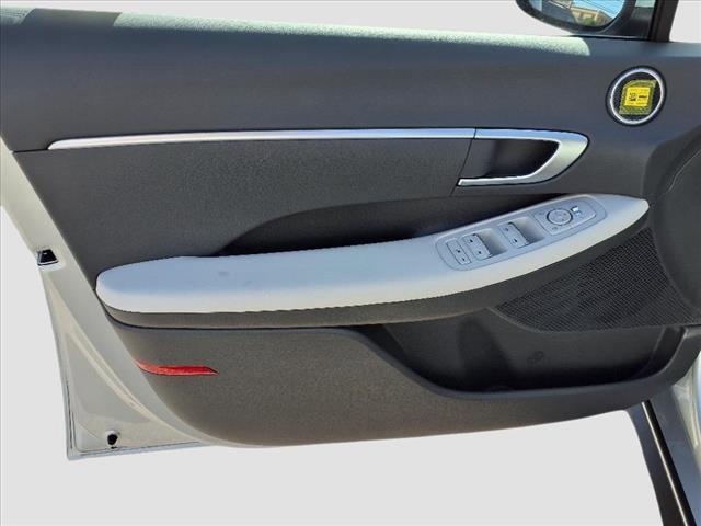 new 2025 Hyundai Sonata car, priced at $28,340